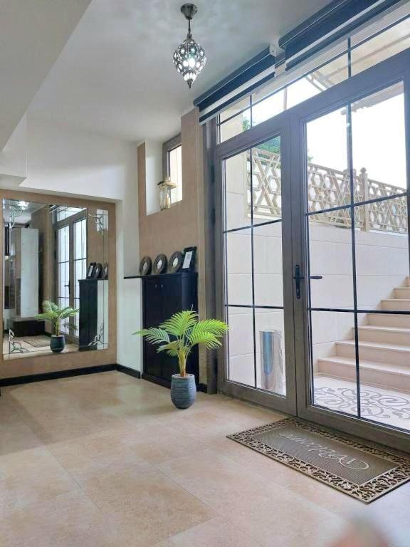 Hotel Times Бухара Екстериор снимка